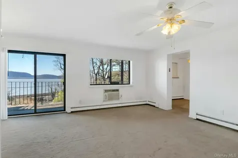 311 Kemeys Cove Briarcliff Manor NY 10510