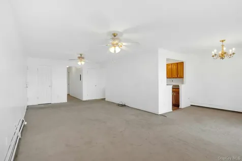 311 Kemeys Cove Briarcliff Manor NY 10510