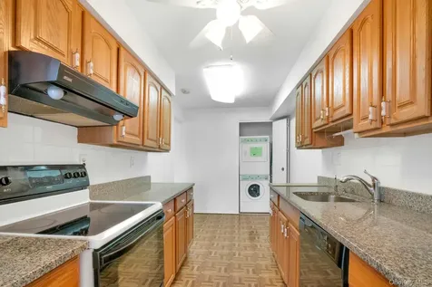 311 Kemeys Cove Briarcliff Manor NY 10510