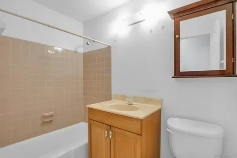 311 Kemeys Cove Briarcliff Manor NY 10510