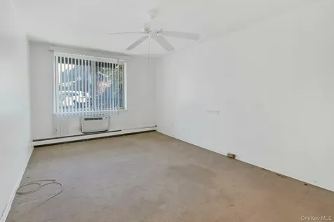 311 Kemeys Cove Briarcliff Manor NY 10510