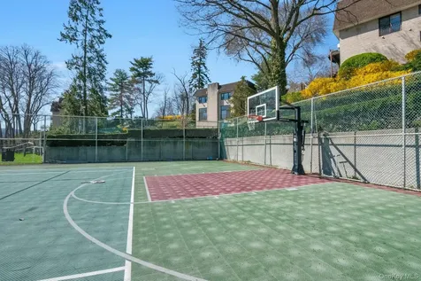311 Kemeys Cove Briarcliff Manor NY 10510
