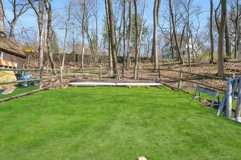 311 Kemeys Cove Briarcliff Manor NY 10510