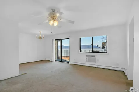 311 Kemeys Cove Briarcliff Manor NY 10510