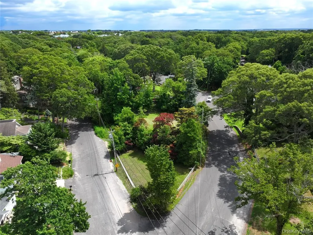 90 Sunburst Drive Rocky Point NY 11778