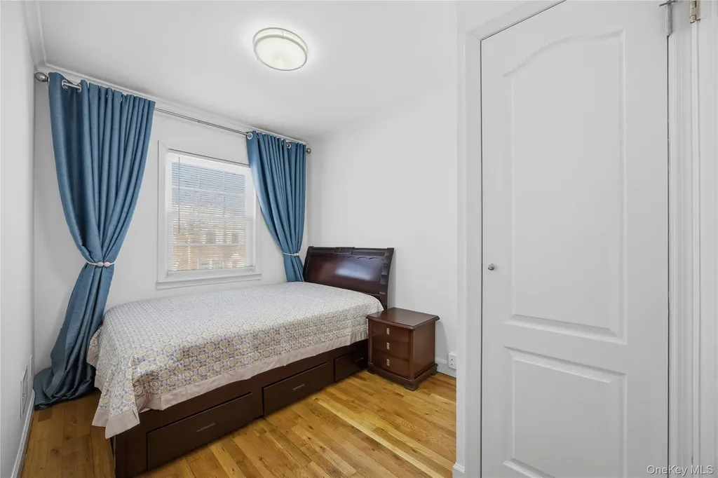 63-55A Douglaston Parkway Douglaston NY 11362