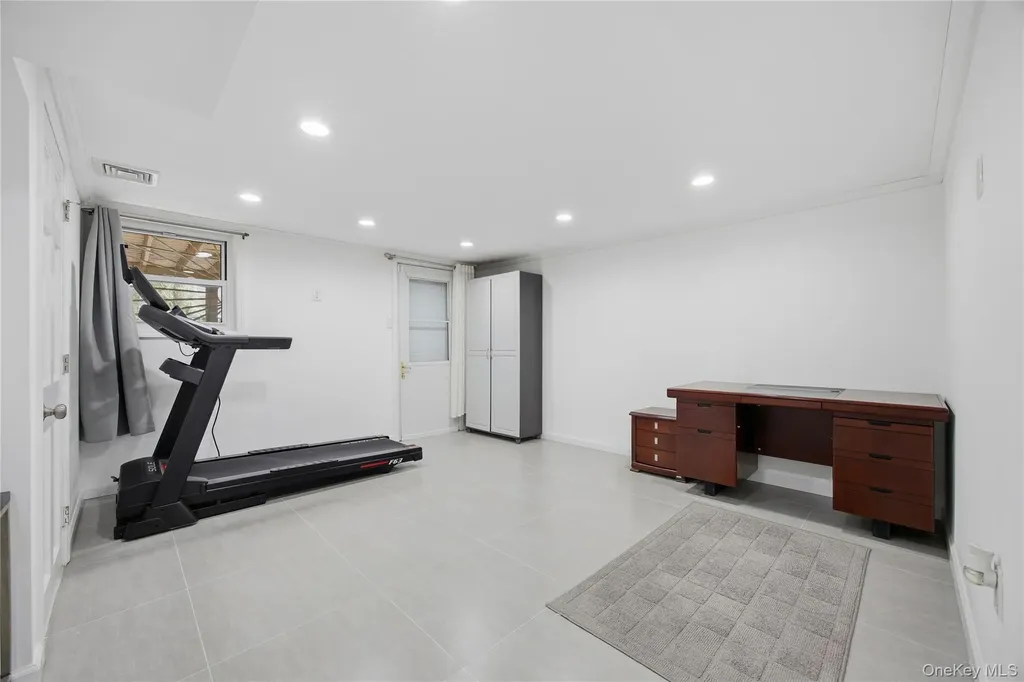 63-55A Douglaston Parkway Douglaston NY 11362