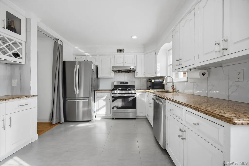 63-55A Douglaston Parkway Douglaston NY 11362