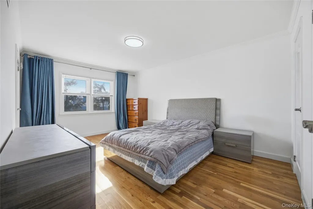 63-55A Douglaston Parkway Douglaston NY 11362