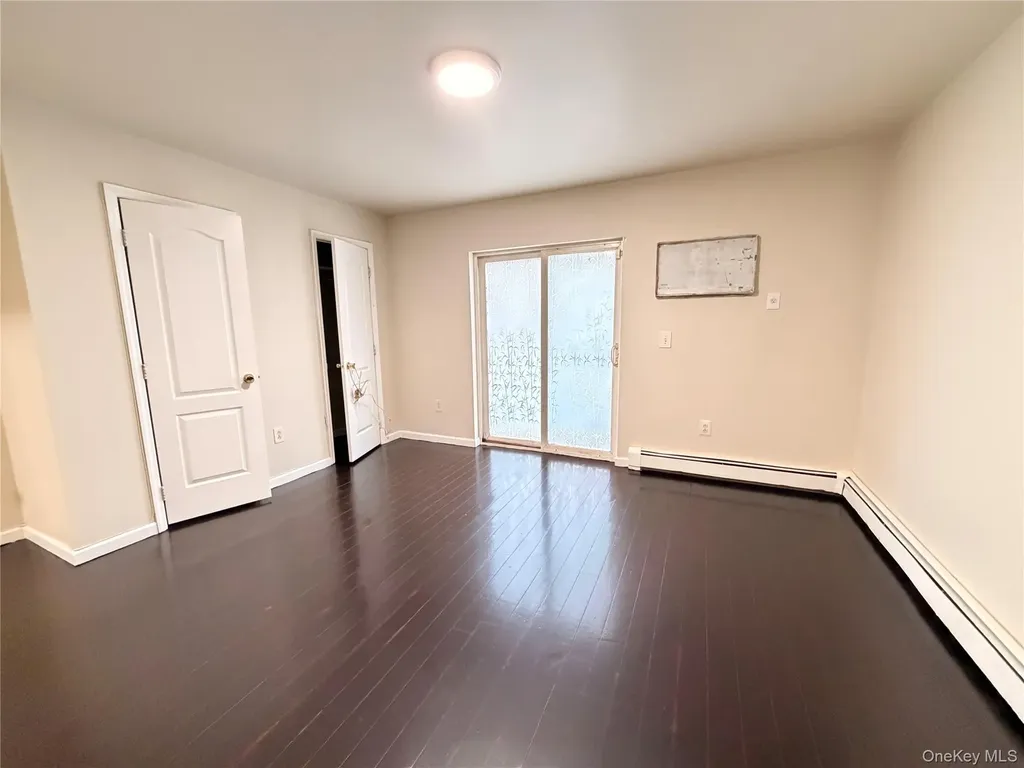 1907 Arnow Avenue Bronx NY 10469