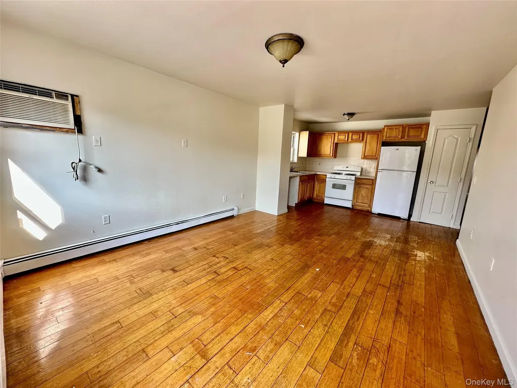 1907 Arnow Avenue Bronx NY 10469