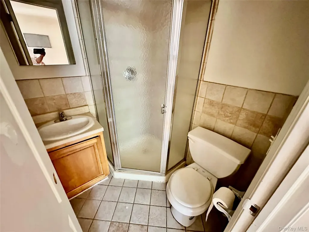 1907 Arnow Avenue Bronx NY 10469