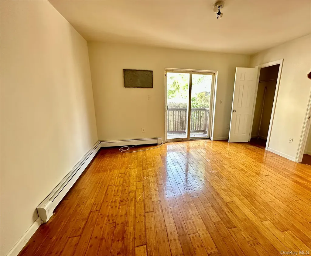 1907 Arnow Avenue Bronx NY 10469
