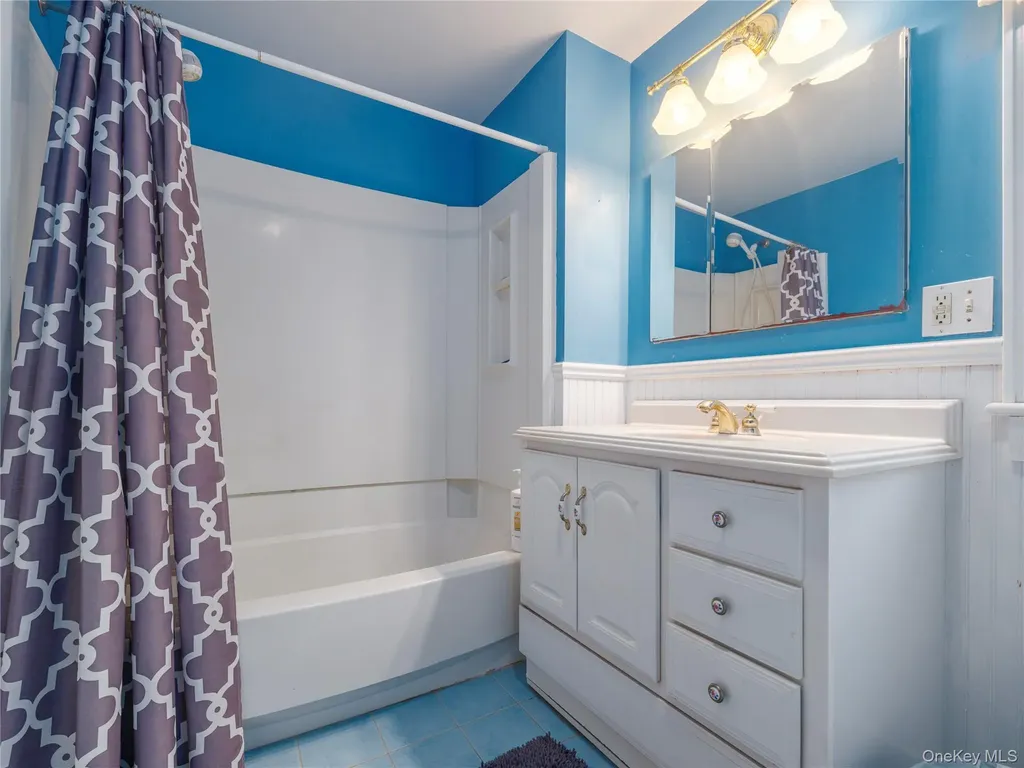 20715 Main Road Orient NY 11957