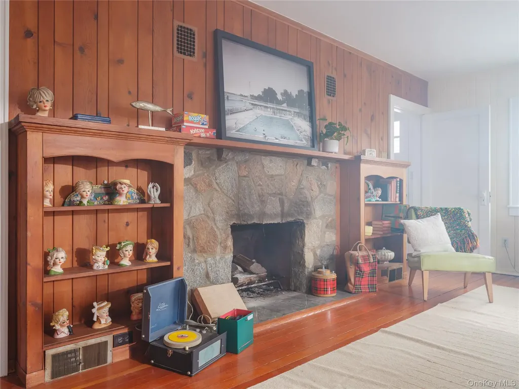 20715 Main Road Orient NY 11957