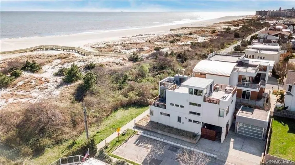 100 Nantwick Street Lido Beach NY 11561