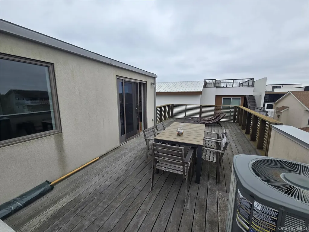 100 Nantwick Street Lido Beach NY 11561