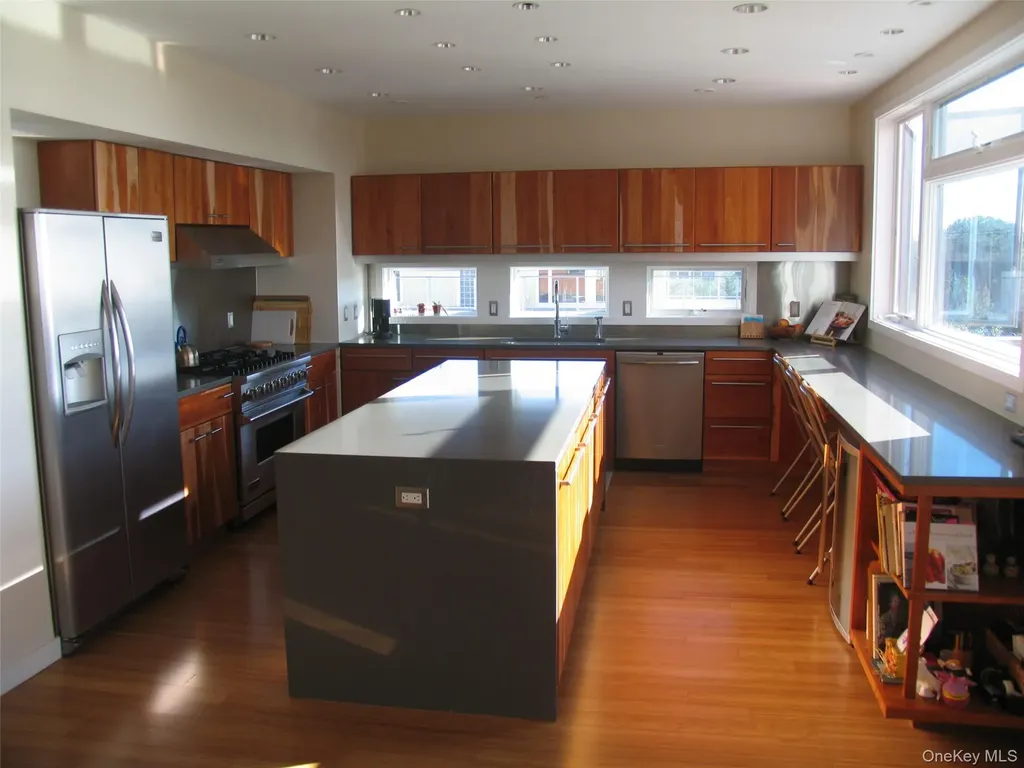 100 Nantwick Street Lido Beach NY 11561