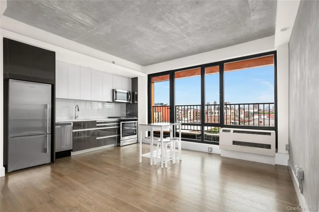 225 E 138th Street Bronx NY 10451