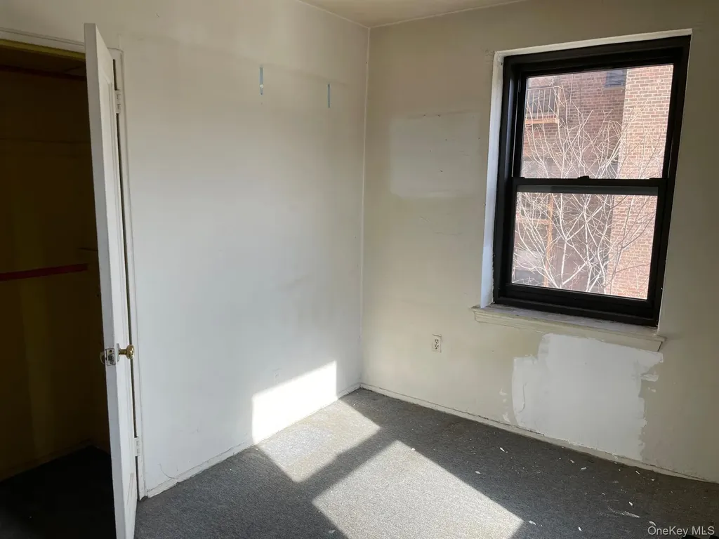 139-10 28th Road Flushing NY 11354