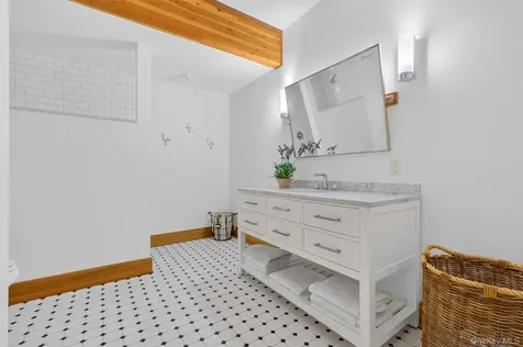 1-3 Saddle Brook Road North Salem NY 10560