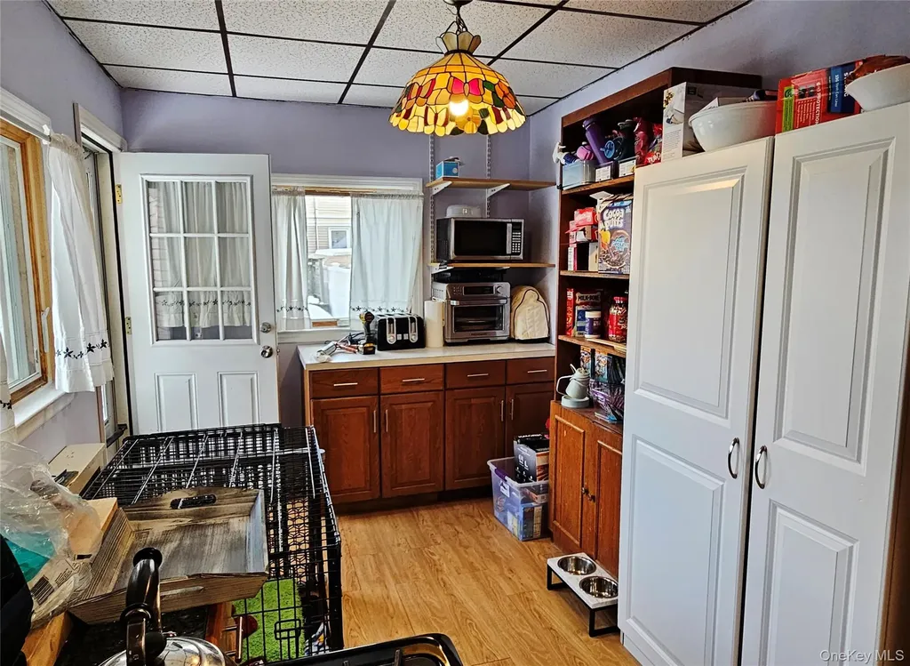 7757 76th Street Glendale NY 11385