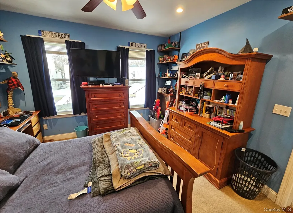 7757 76th Street Glendale NY 11385