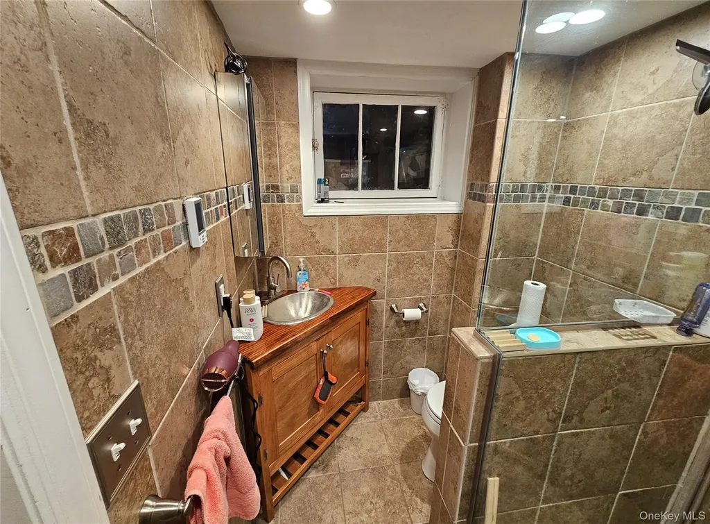 7757 76th Street Glendale NY 11385