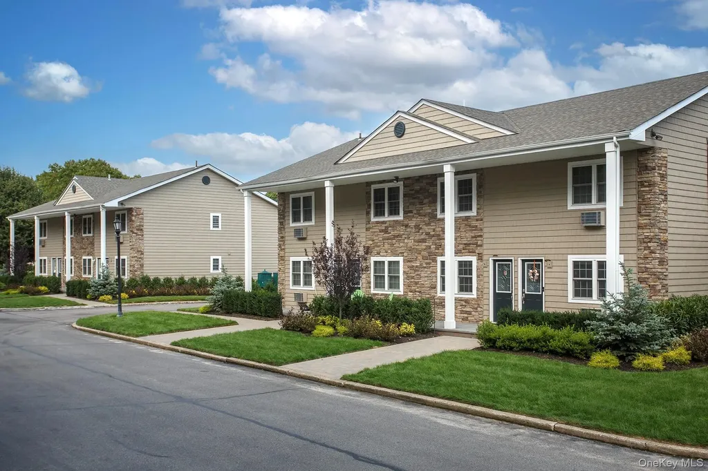 320 Terrace Bayport NY 11705