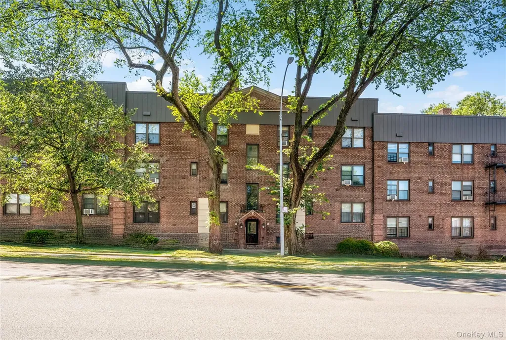 76-12 Ditmars Boulevard East Elmhurst NY 11370