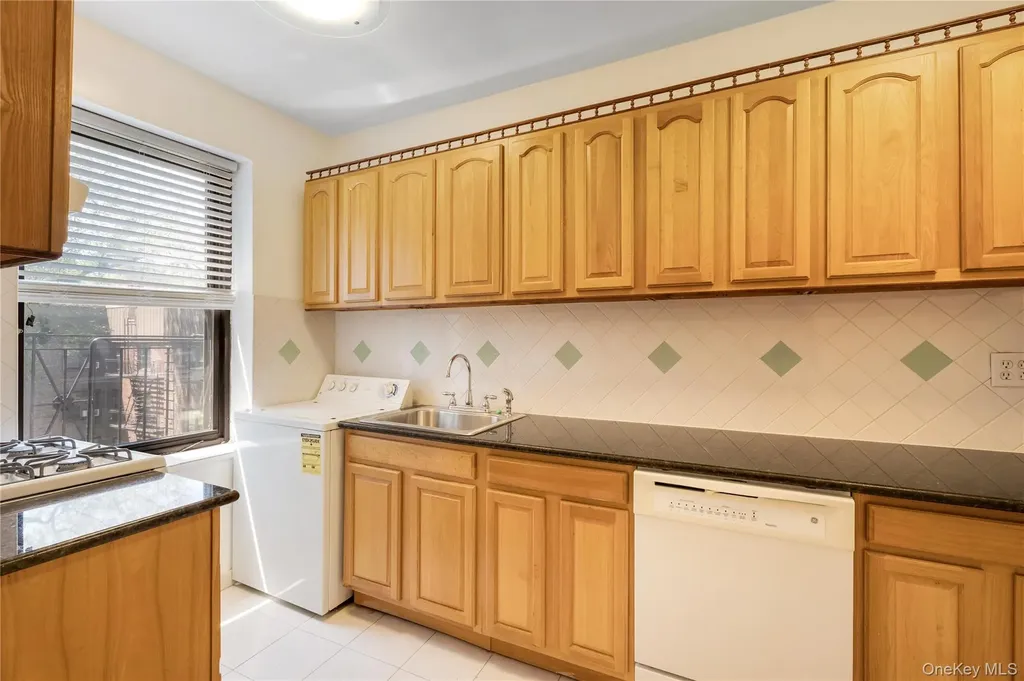 76-12 Ditmars Boulevard East Elmhurst NY 11370
