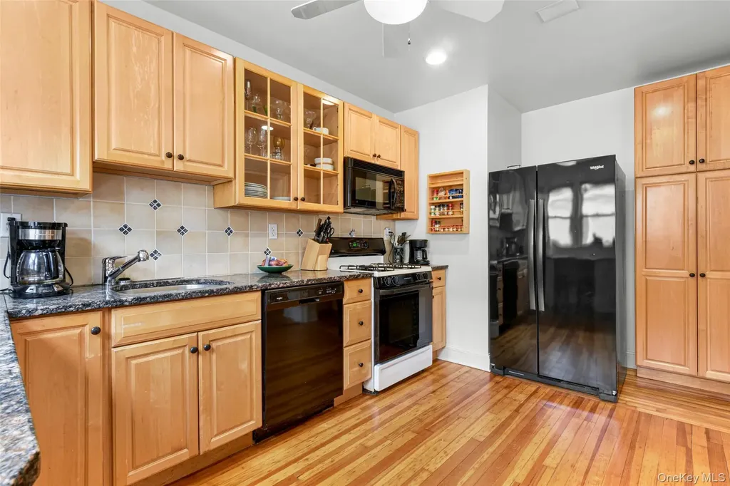 1623 Rose Avenue Mamaroneck NY 10543