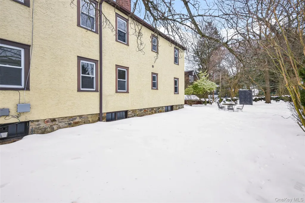 1623 Rose Avenue Mamaroneck NY 10543