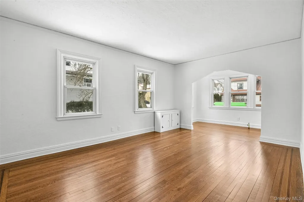 1623 Rose Avenue Mamaroneck NY 10543