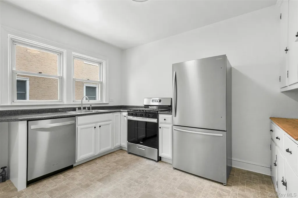 1623 Rose Avenue Mamaroneck NY 10543