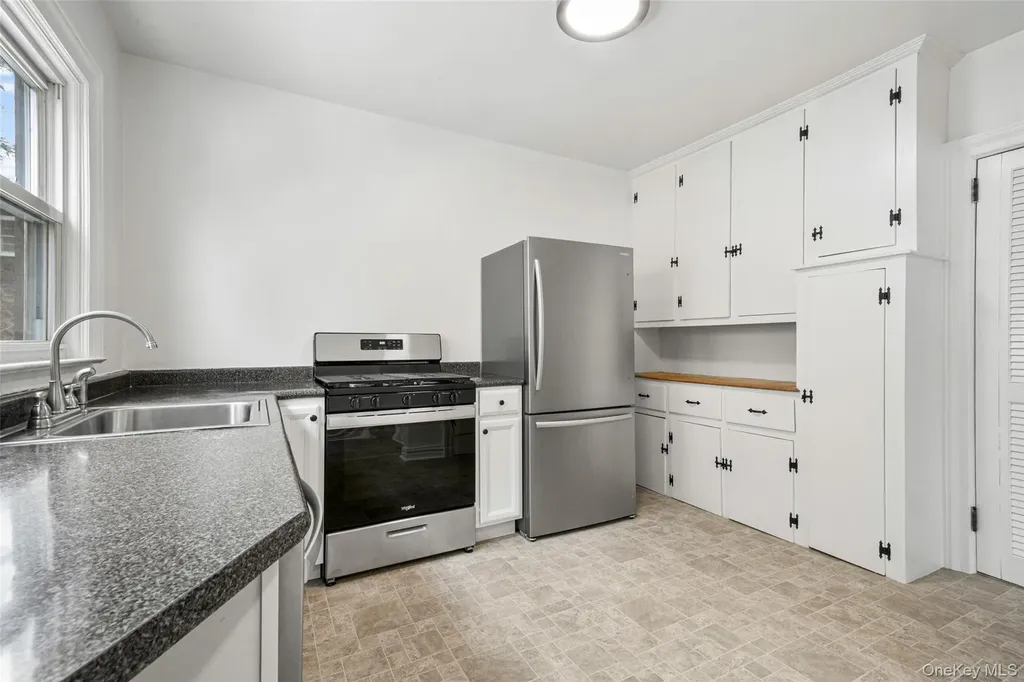 1623 Rose Avenue Mamaroneck NY 10543