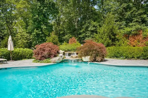 4 Hageman Court Katonah NY 10536