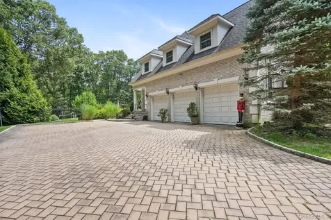 4 Hageman Court Katonah NY 10536