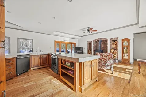 35 Appaloosa Lane Millbrook NY 12545