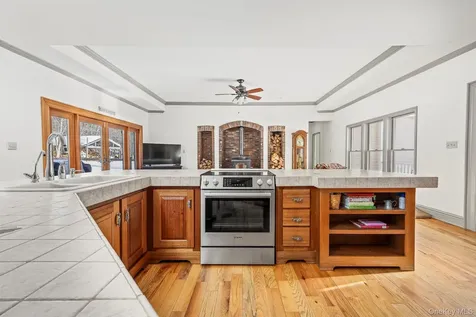 35 Appaloosa Lane Millbrook NY 12545