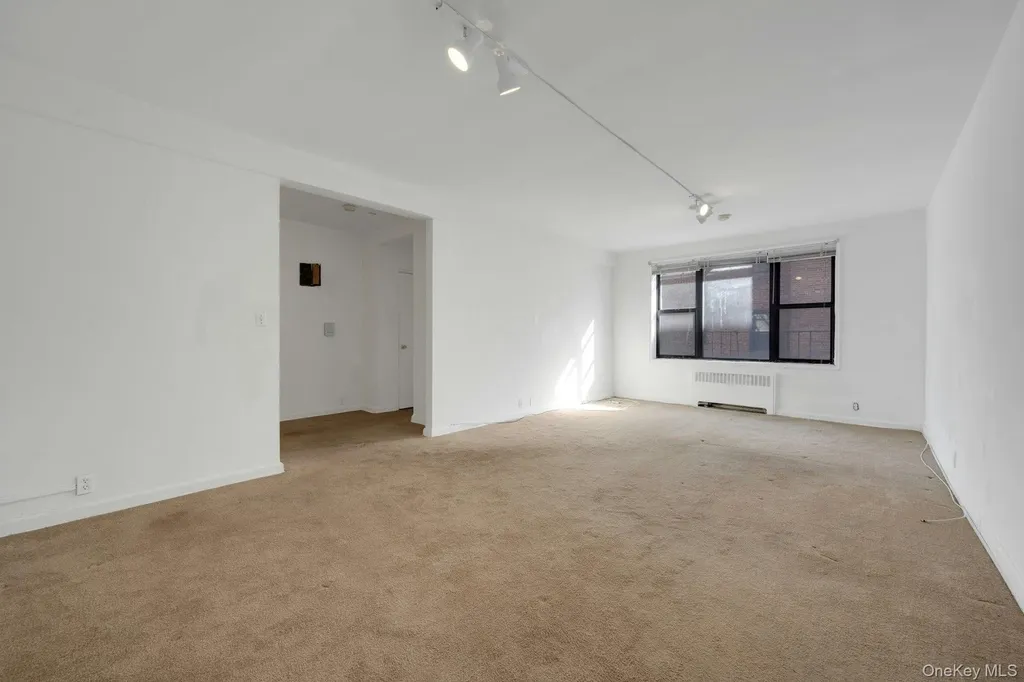 10 N Broadway White Plains NY 10601