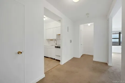 10 N Broadway White Plains NY 10601