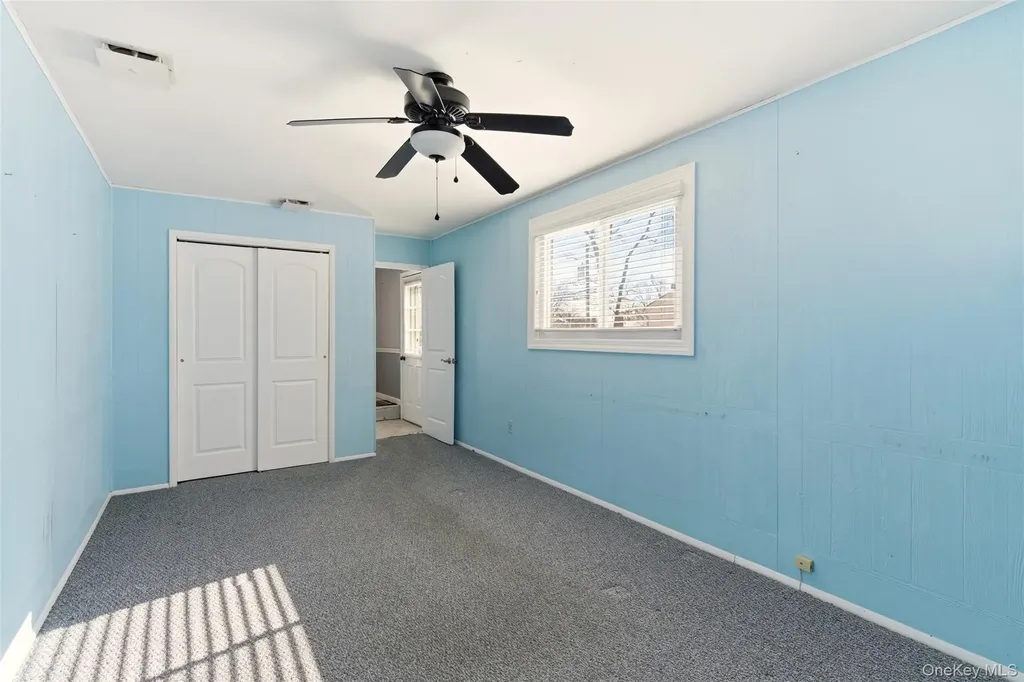 25 Rogers Lane Smithtown NY 11787
