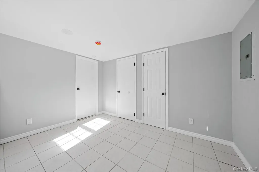 19 Scotchpine Drive Islandia NY 11749