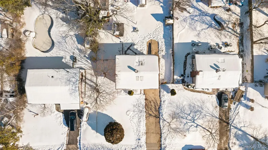 19 Scotchpine Drive Islandia NY 11749