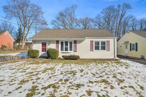 285 Madison Avenue Port Chester NY 10573