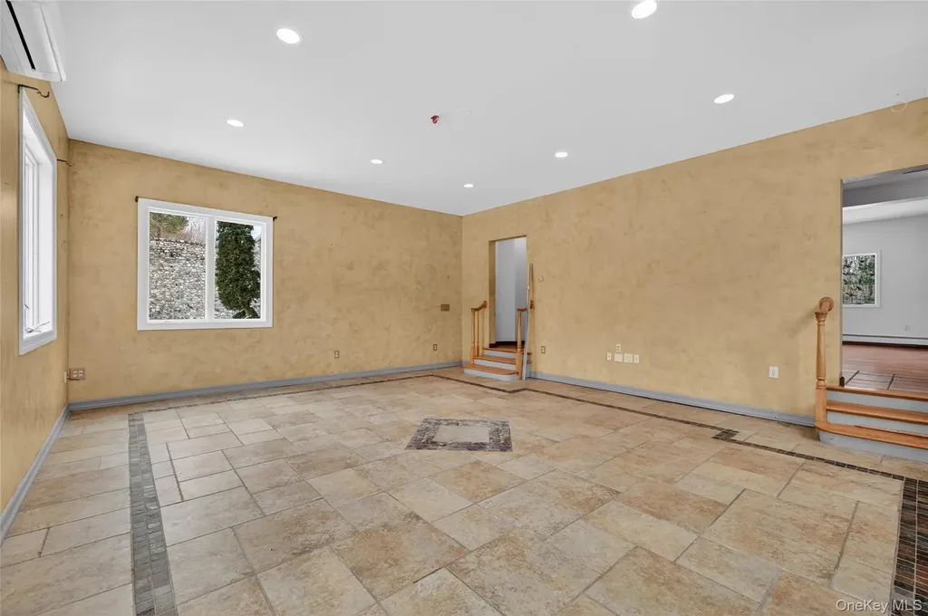 558 Pine Hill Road Chester NY 10918