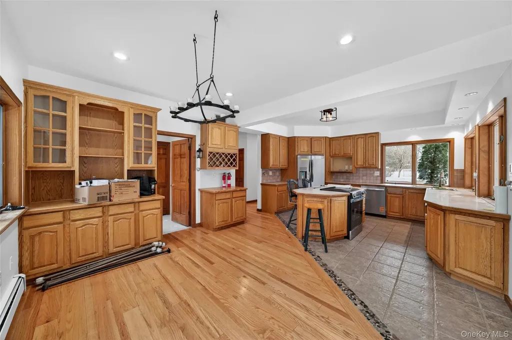 558 Pine Hill Road Chester NY 10918