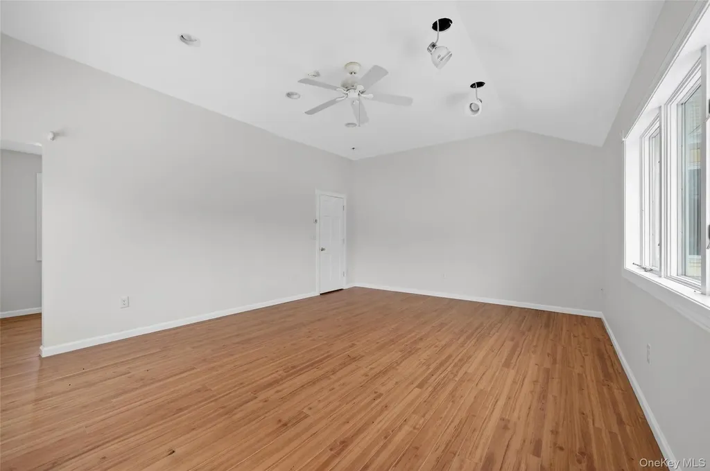 558 Pine Hill Road Chester NY 10918