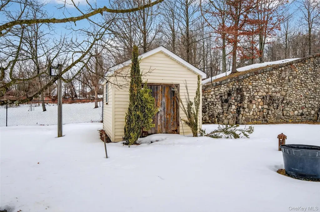 558 Pine Hill Road Chester NY 10918